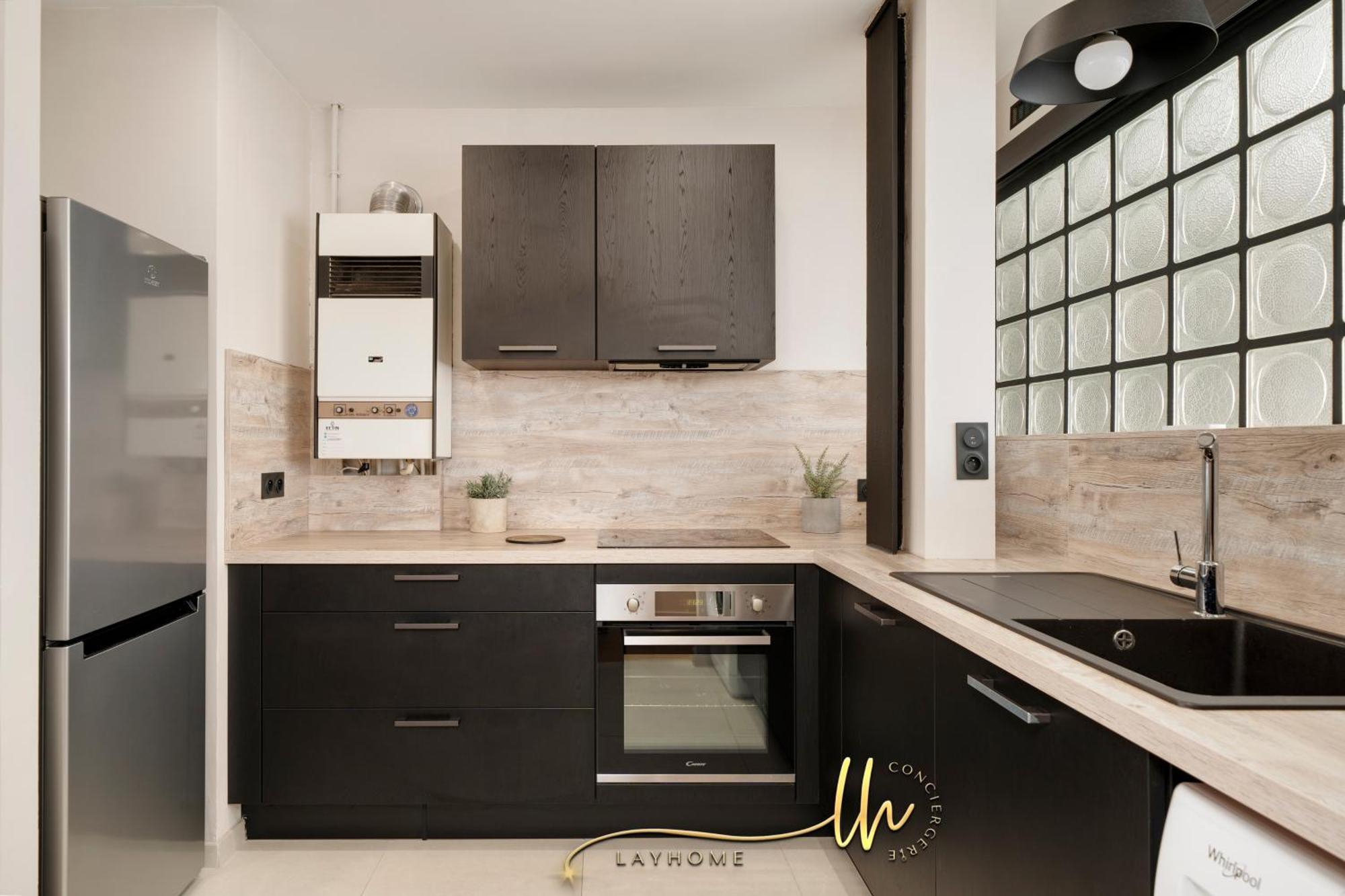Apartment Chaleureux, Lumineux Et Confortable F2 Renove En Plein Coeur De